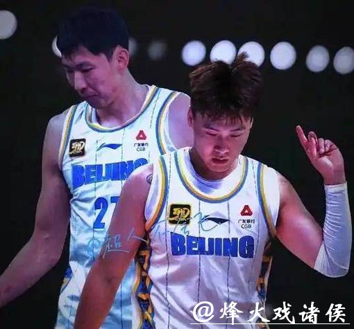 新疆主场大战北京!曾凡博首秀亮相,赵睿周琦或遭全场嘘声 新疆主场大战北京!曾凡博首秀亮相,赵睿周琦或遭全场嘘声